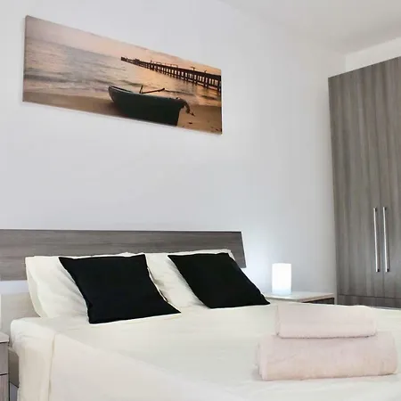 Seacrest B 7 Qawra St. Paul's Bay
